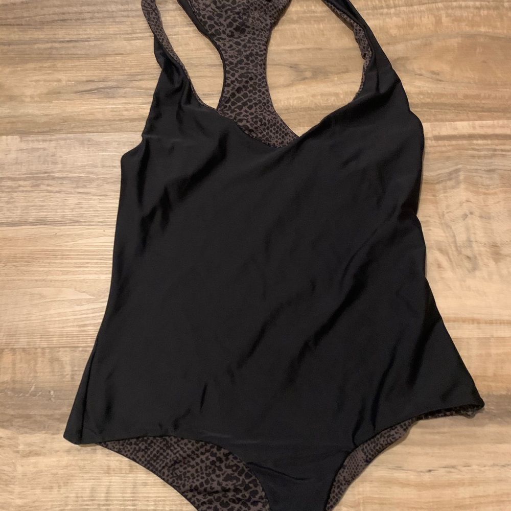 Acacia x The Lucky Honey Sparta One Piece